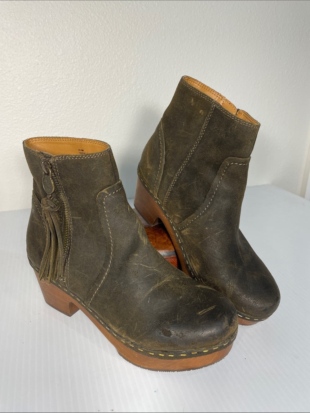 Patricia Nash Rafael Clog Booties Size 6 Brown Leather Tassel Contrast Stitching